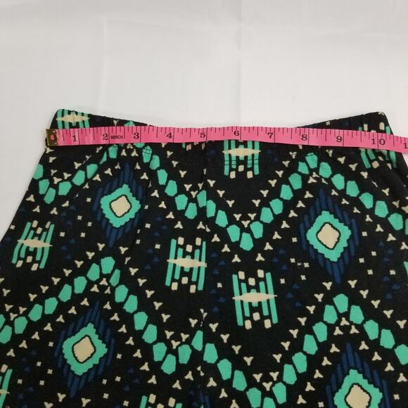 Rue21 Women's Leggings Aztec Southwest Rustic Boho Black Green Medium - Picture 3 of 7